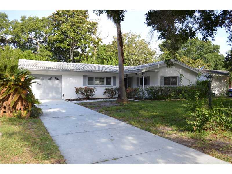 Property Photo: 2095 Shadow Lane FL 33763