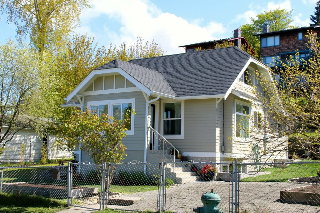 Property Photo:  7756 15th Ave SW  WA 98106 