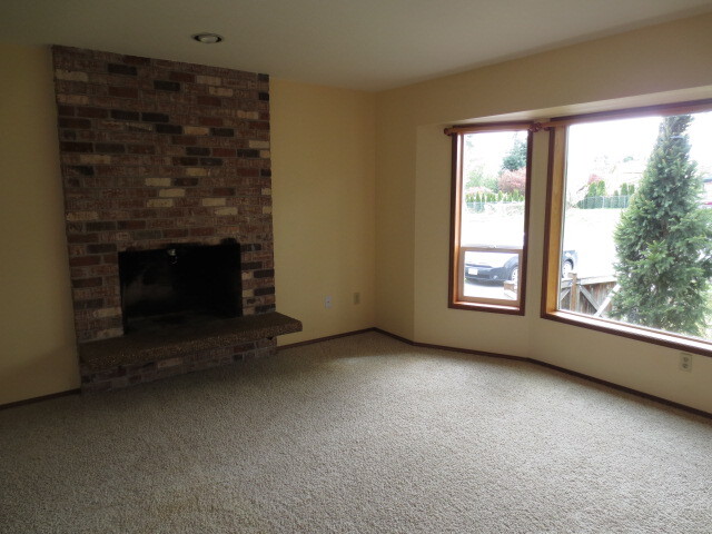 Property Photo: 3115 202nd St SW WA 98036
