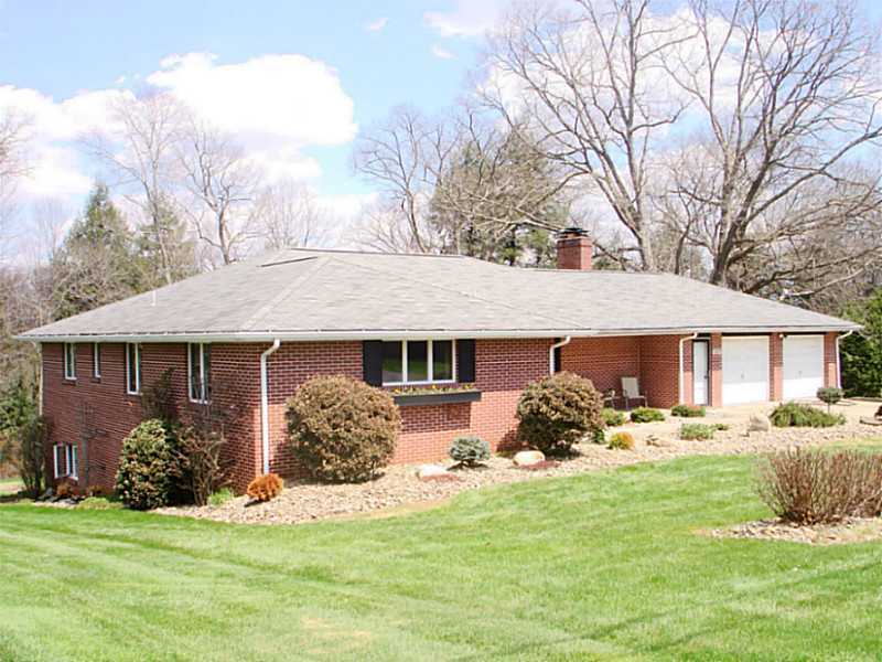 Property Photo:  227 Edgewood Drive  PA 16055 