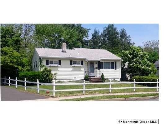 Property Photo:  5 Nicholas Drive  NJ 08857 