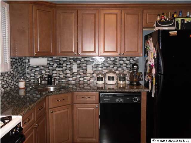 Property Photo:  49 Stacy Court  NJ 08857 