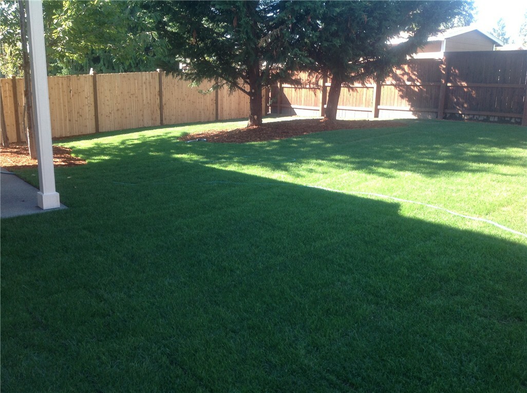 Property Photo: 4916 NE 7th St WA 98059