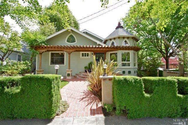 Property Photo:  804 Monroe Street  CA 95404 