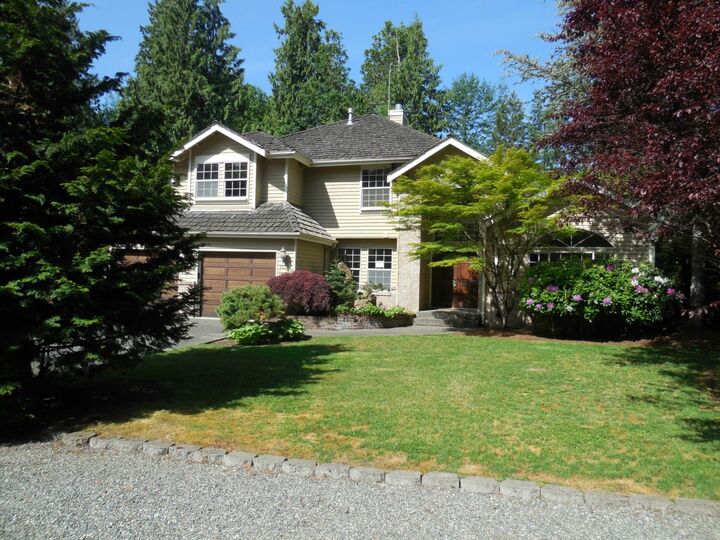Property Photo:  25919 210th Avenue SE  WA 98038 