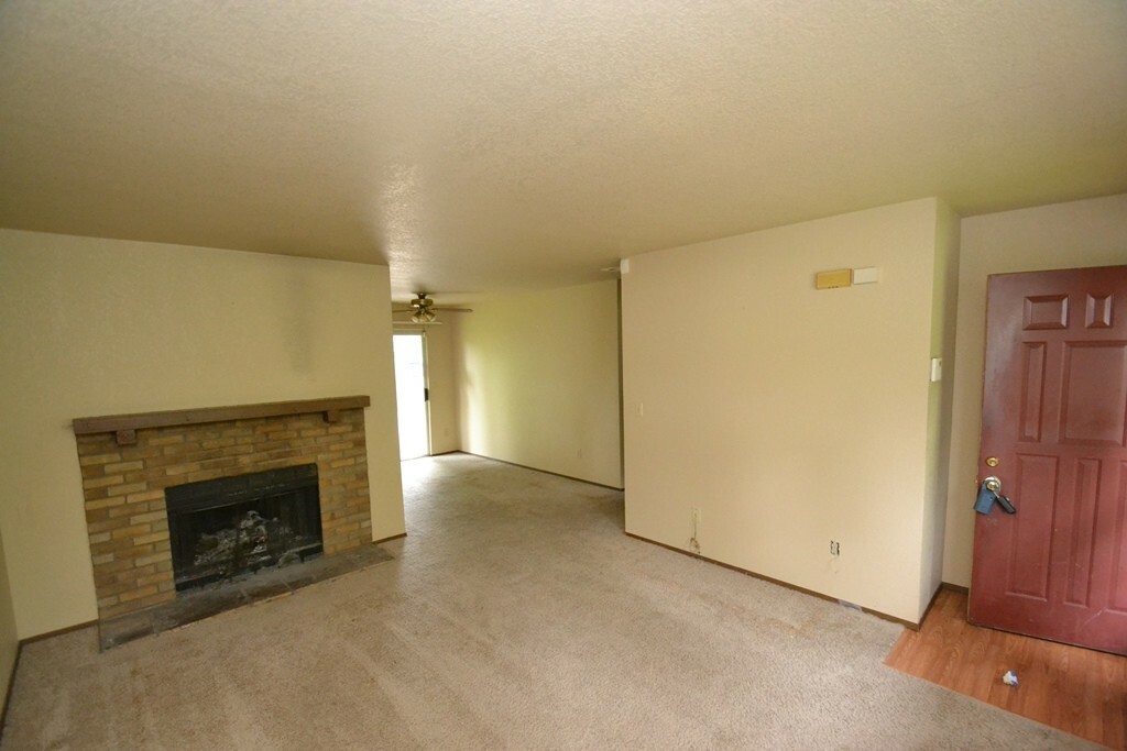 Property Photo:  13228 46th Dr NE  WA 98271 