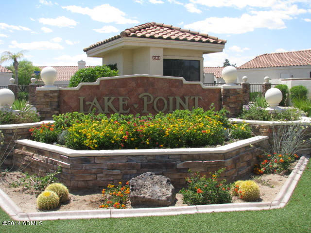 Property Photo:  