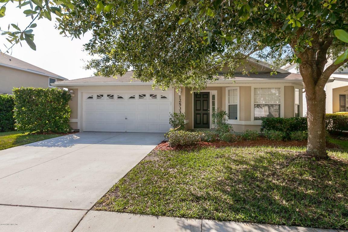 Property Photo:  12533 Woodfield Circle W  FL  