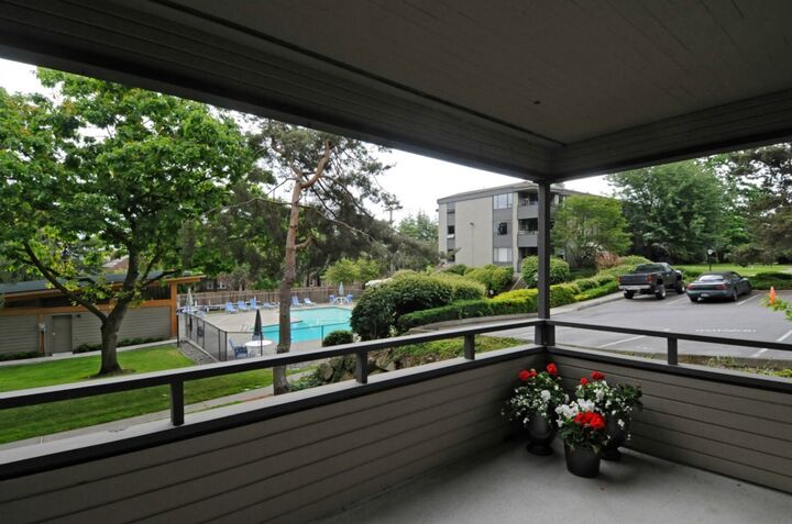 7001 Sand Point Wy NE B206  Seattle WA 98115 photo