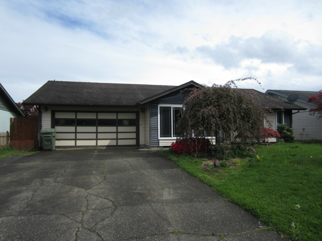 Property Photo:  109 Merced Dr  WA 98626 