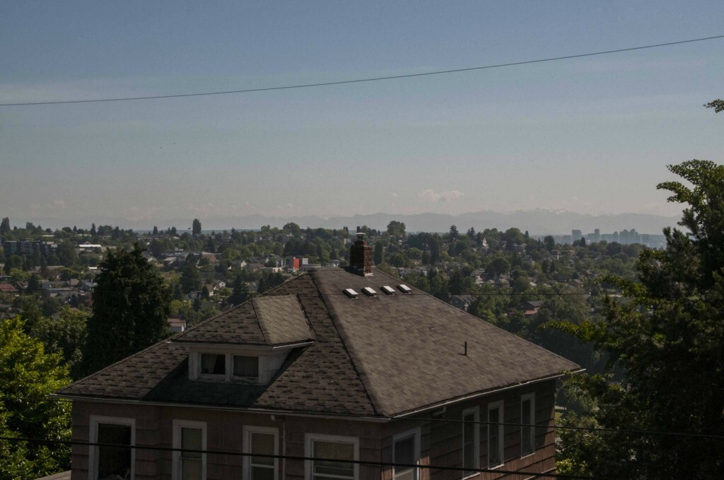 Property Photo: 1337 14th Ave S B WA 98144