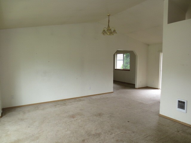 Property Photo: 6929 Highland Dr SE WA 98203