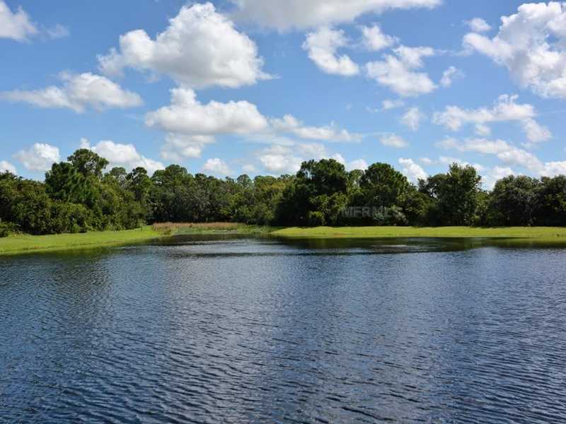 Property Photo: 8103 Planters Knoll Terrace FL 34201