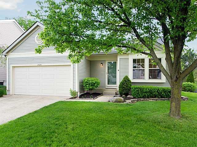 Property Photo: 3326 Lindstrom Drive OH 43228