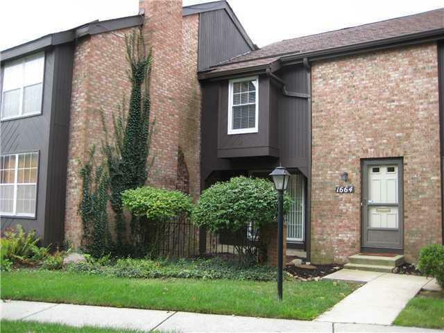 Property Photo:  1664 St Albans Court  OH 43220 