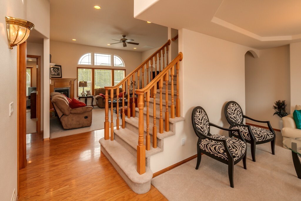 Property Photo: 200 E Sunrise Dr WA 98264