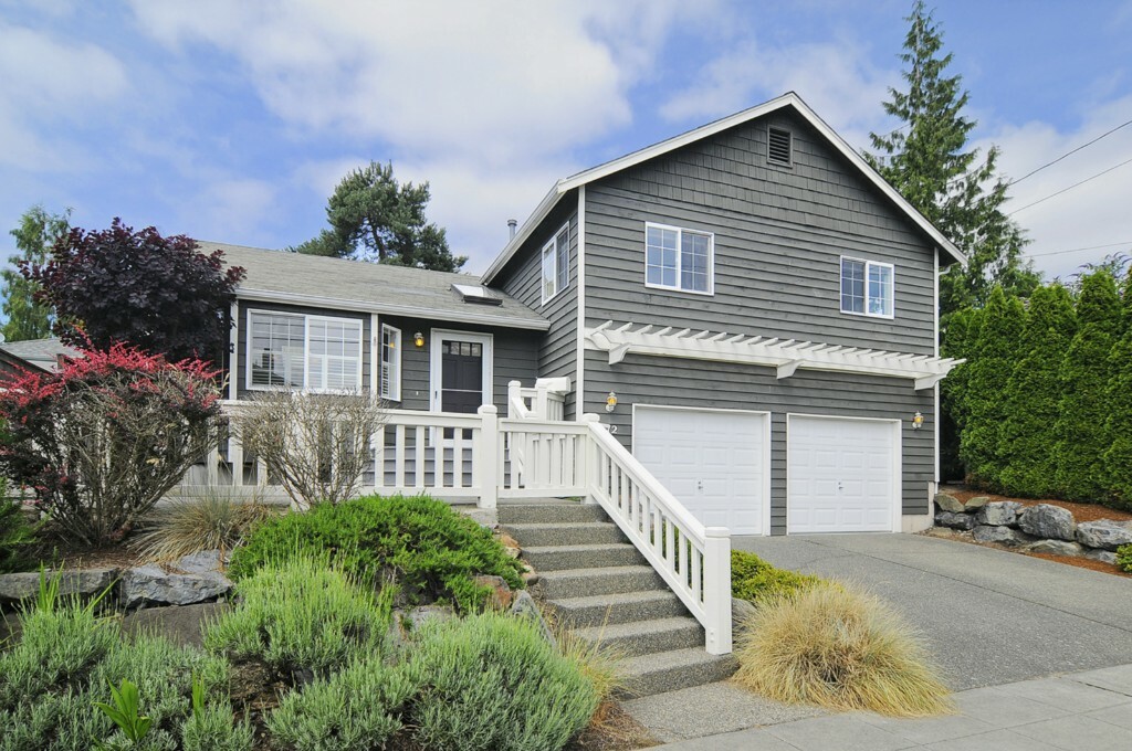 Property Photo:  2612 NW 70th St  WA 98117 