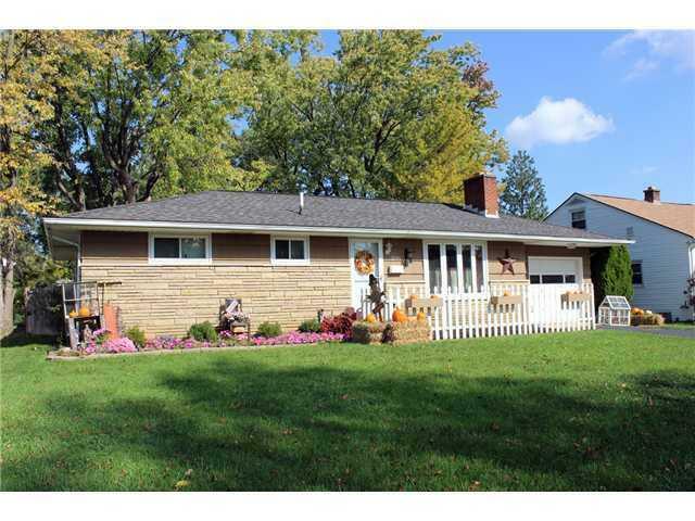 Property Photo: 3294 Woodlawn Avenue OH 43123