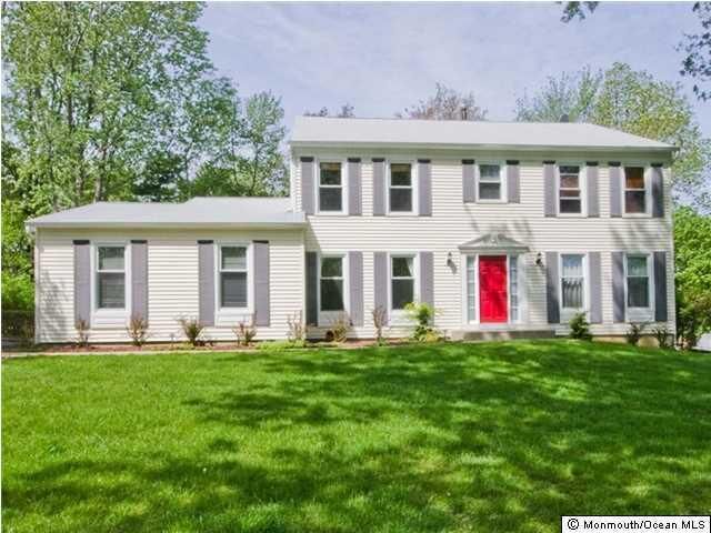 Property Photo:  2 Chestnut Court  NJ 07746 