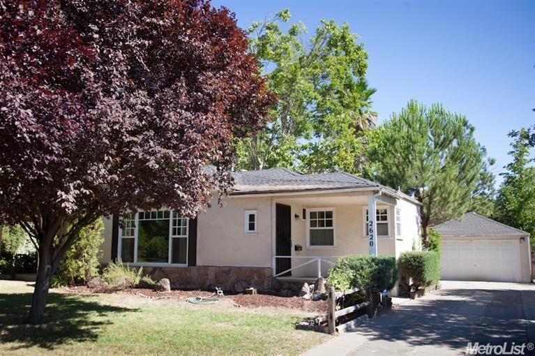 Property Photo:  2620 Echo Way  CA 95821 