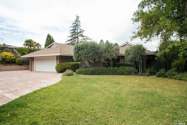 Property Photo:  11 Broadmoor Court  CA 94947 