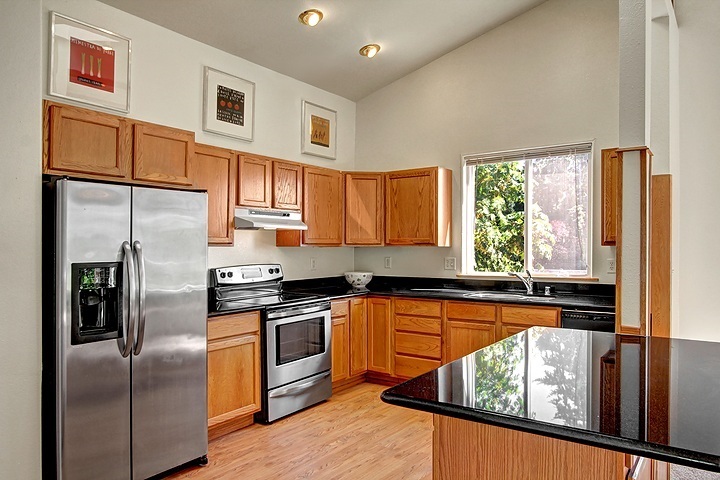Property Photo: 11901 Ambaum Blvd SW WA 98146
