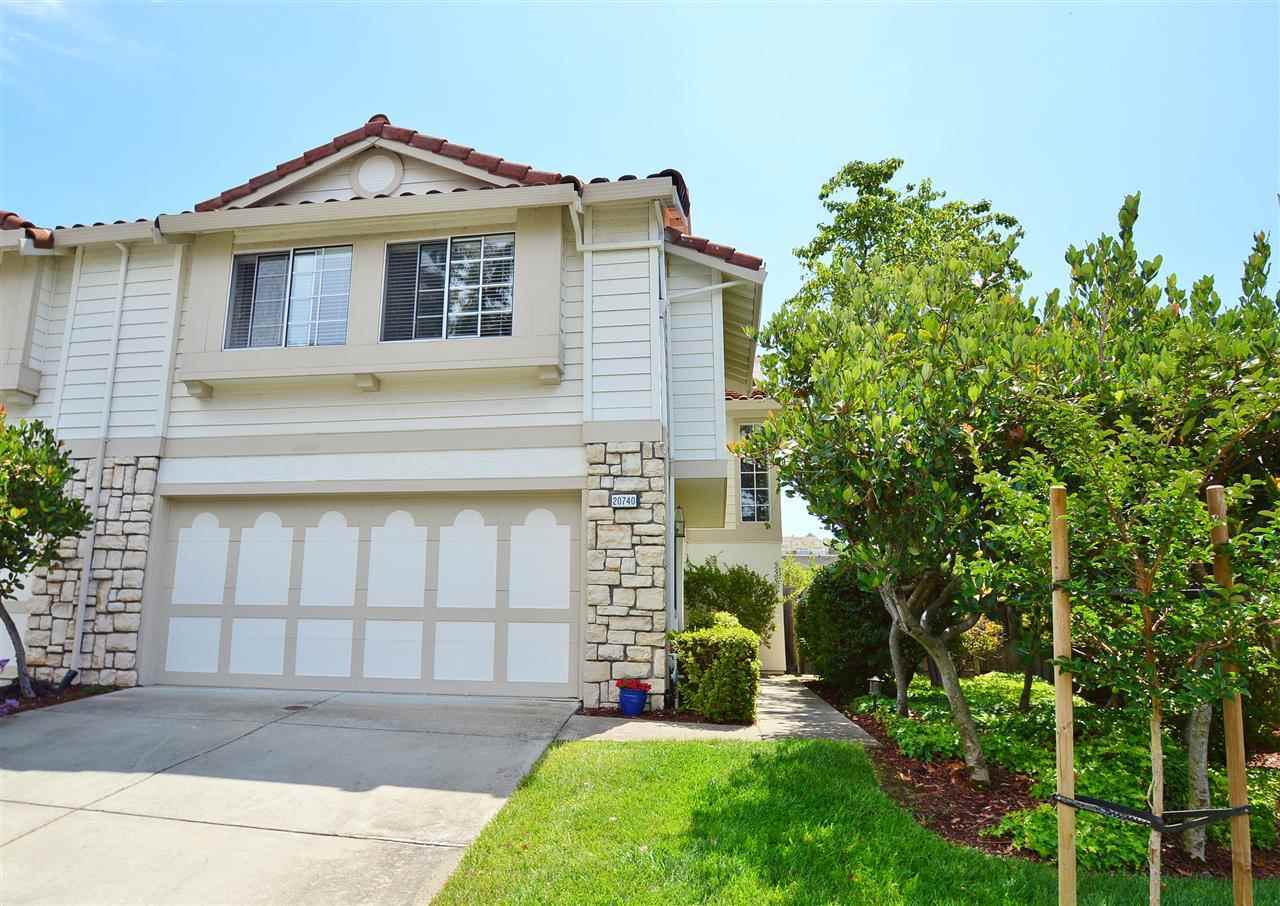 Property Photo:  20740 Edgewood Circle  CA 94552-5214 