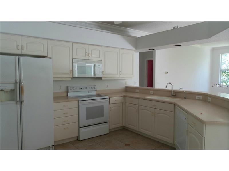 Property Photo: 1071 Eisenhower Drive FL 34275