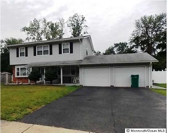 Property Photo:  56 Villanova Drive  NJ 08527 