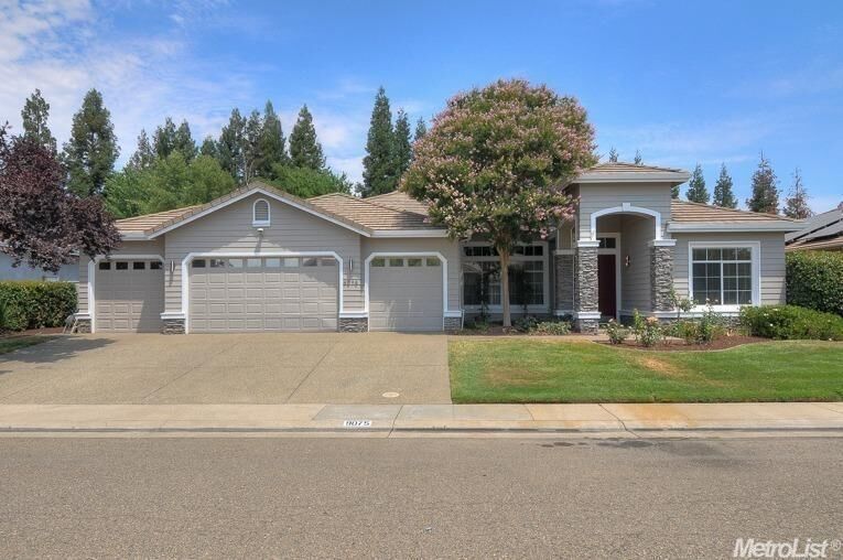 Property Photo:  9075 Hangar Way  CA 95628 