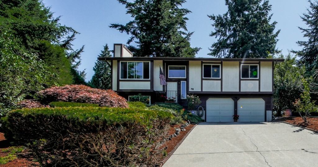 Property Photo:  78 17th Ave  WA 98354 