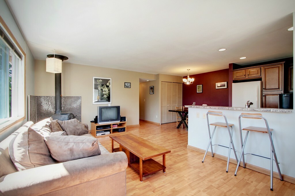 Property Photo:  4510 216th St SW 10-D  WA 98043 