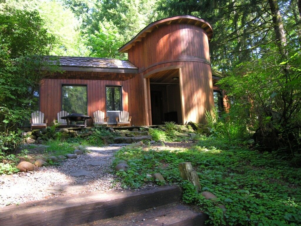 Property Photo: 8535 Stoney Creek Lane SW WA 98512