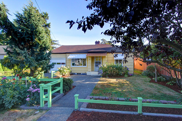 Property Photo: 202 NW 100th Street WA 98177
