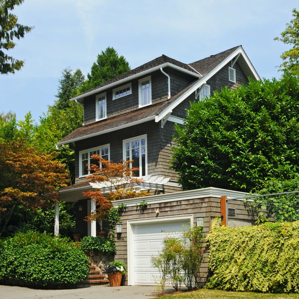 Property Photo:  1008 Washington Place E  WA 98112 