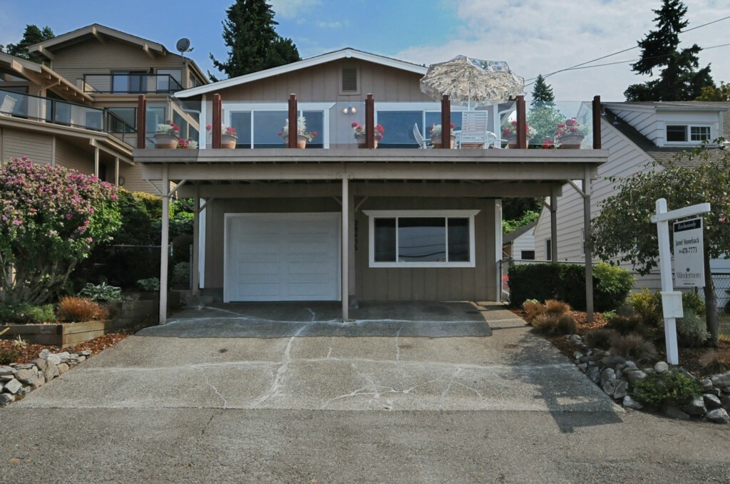 Property Photo:  28456 Soundview Dr S  WA 98198 