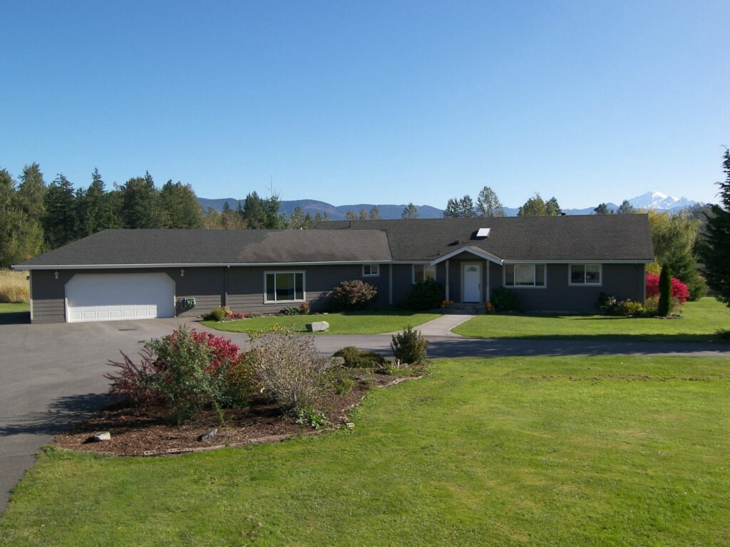 Property Photo:  2540 Irwin Dr  WA 98226 