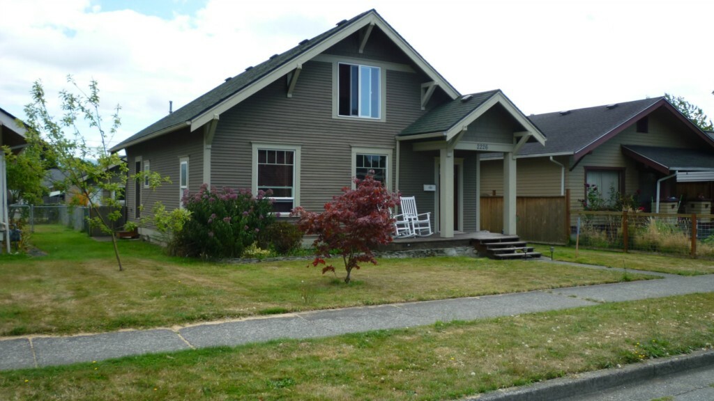 Property Photo: 2226 Franklin St WA 98225