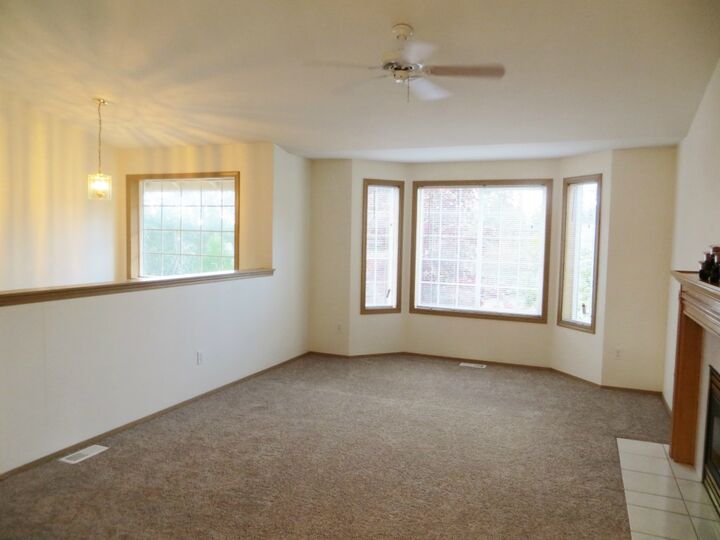 Property Photo:  4006 231st Street Ct E  WA 98387 