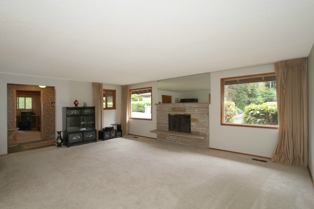 Property Photo:  2132 SW 316th St  WA 98023 