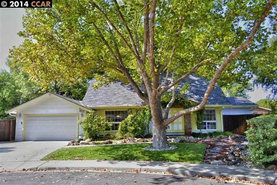 Property Photo:  929 Amhurst Ct  CA 94518-3805 