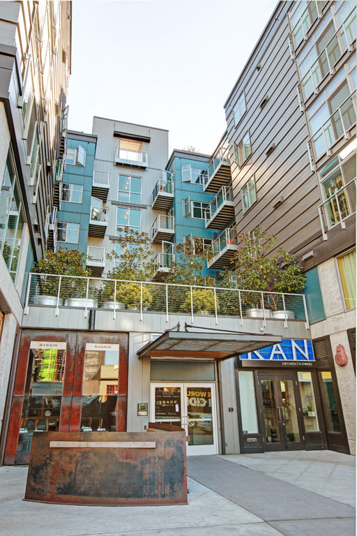 Property Photo: 1414 12th Ave 502 WA 98122