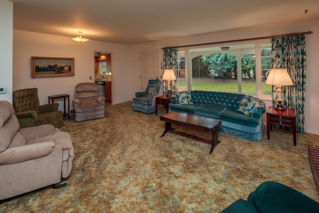 Property Photo: 632 Loomis Trail Rd WA 98264