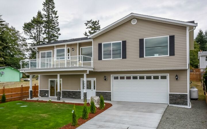Property Photo:  1247 Admirals Dr  WA 98239 