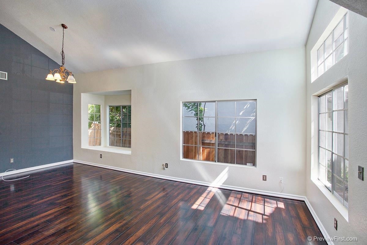 Property Photo:  1766 Avenida Sevilla  CA 92056 