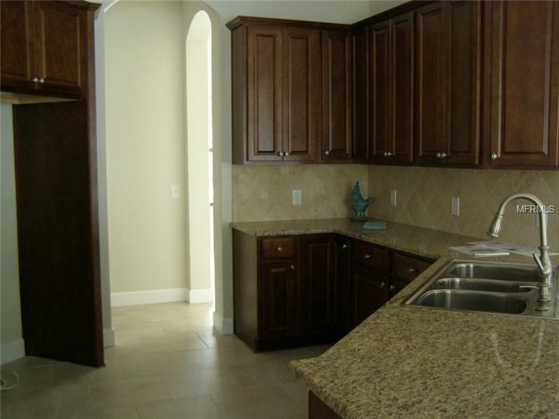 Property Photo:  10577 Shady Oak Lane  FL 33777 