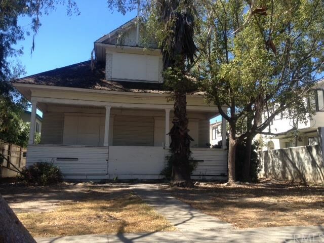 Property Photo:  41 S Daisy  CA 91107 