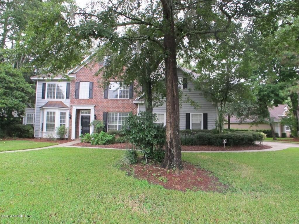 Property Photo:  1805 Commodore Point Drive  FL 32003 