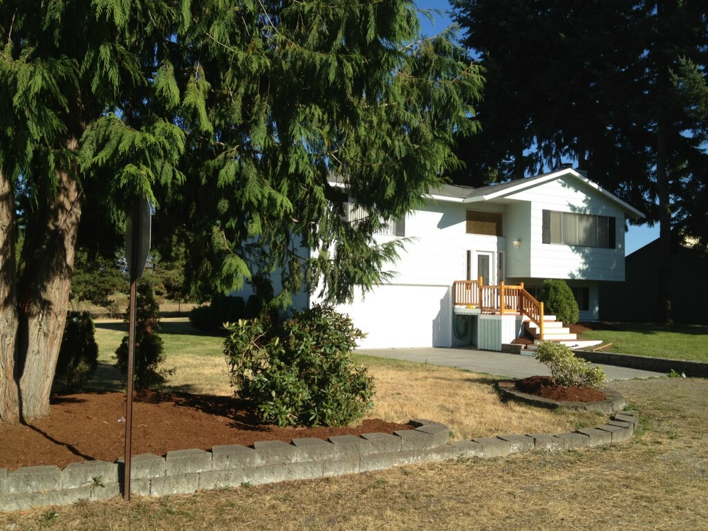 Property Photo:  19825 51st Dr NE  WA 98223 