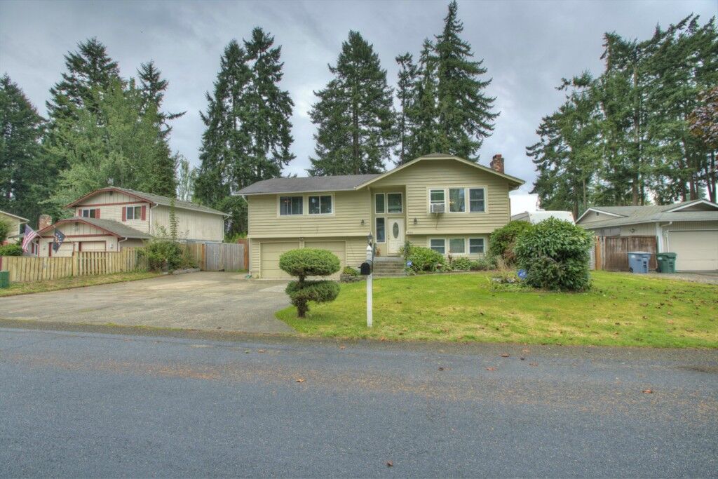 Property Photo: 19303 10th Av Ct E WA 98387